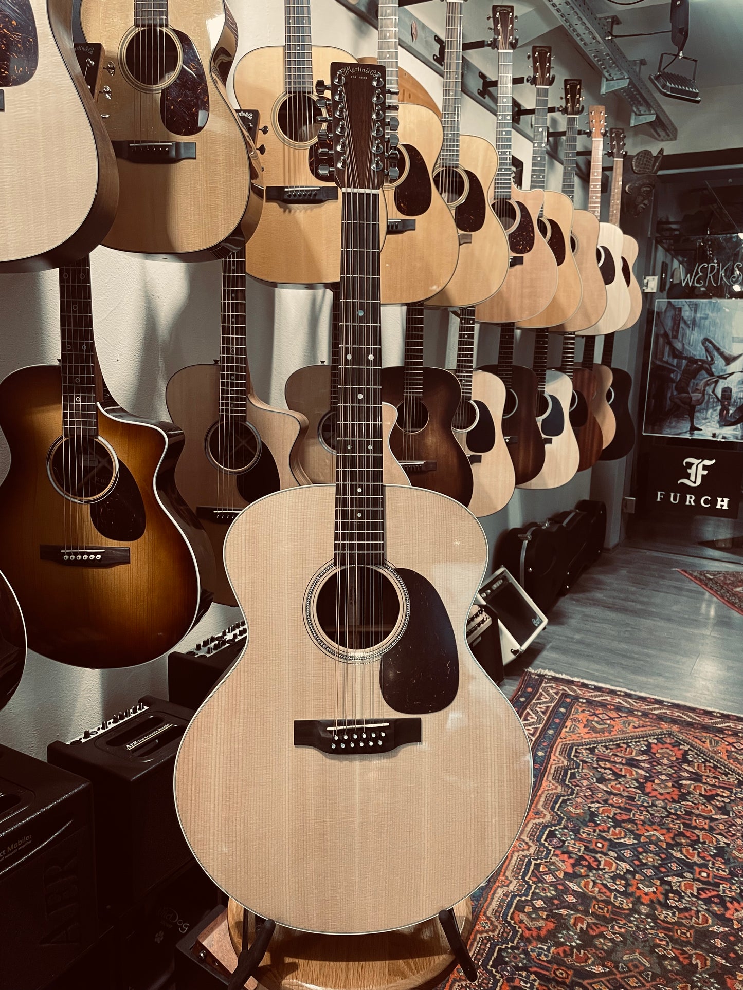 Martin, GJ16 E12