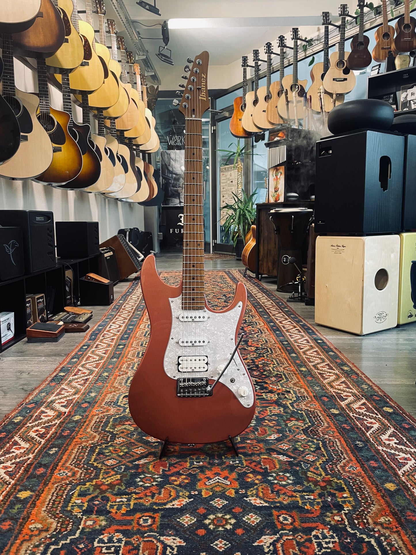 Ibanez, AZ2204 Hazey Rose