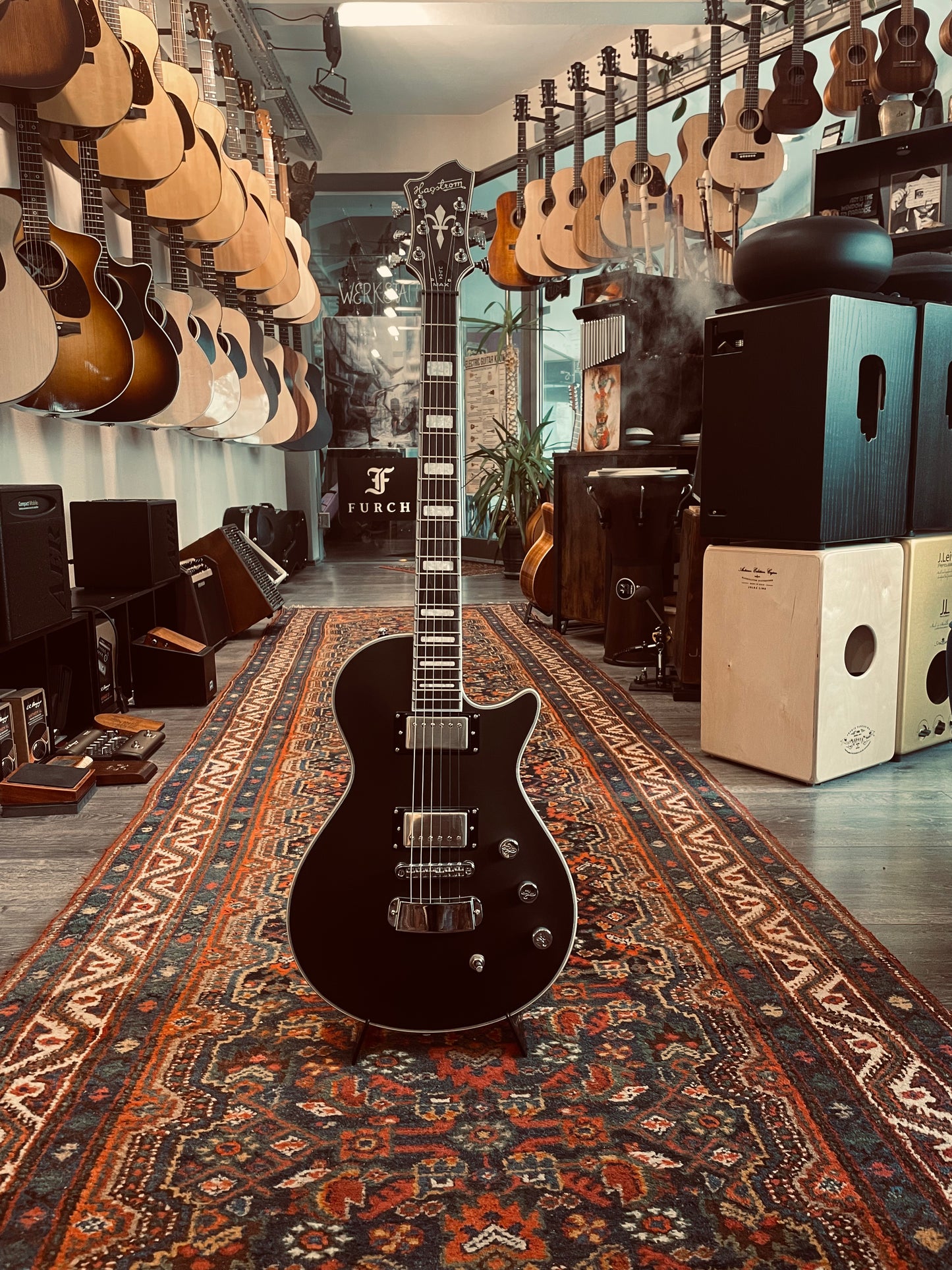 Hagstrom, Ultramax