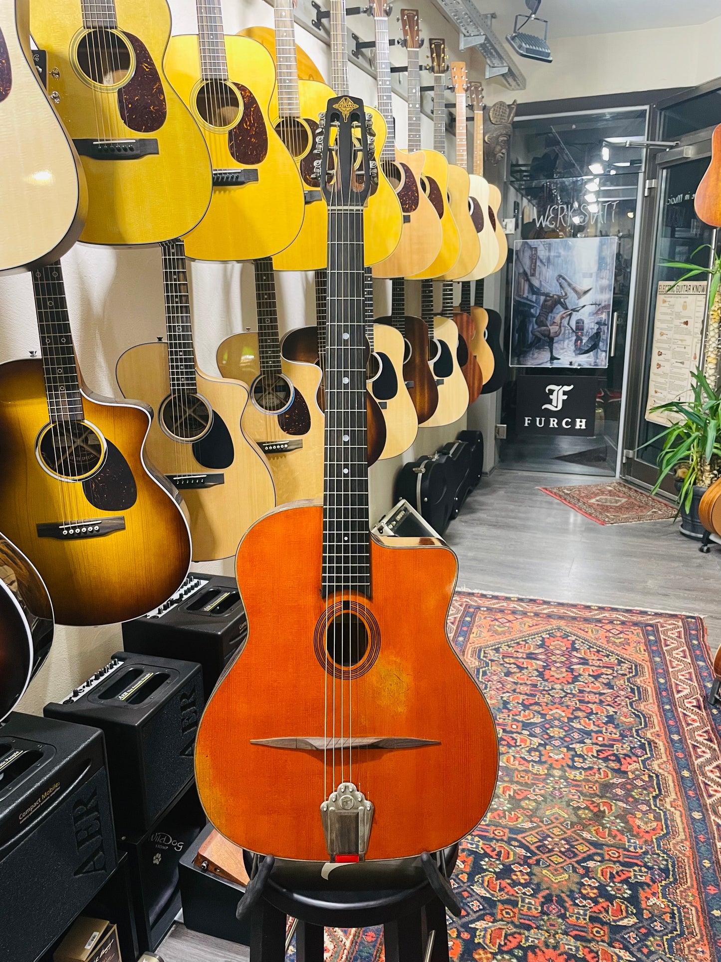 Eastman, DM2 v
