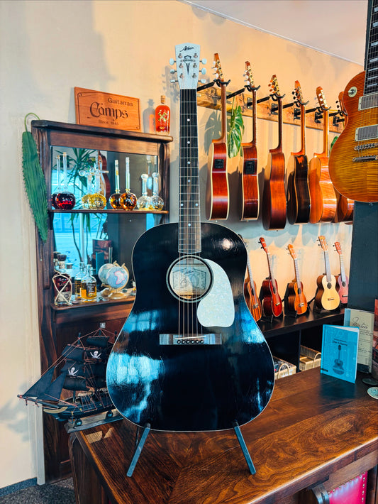 Atkin, J43 Black Pearl