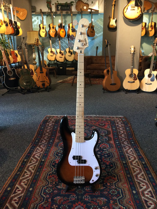 Squier Sonic P- Bass