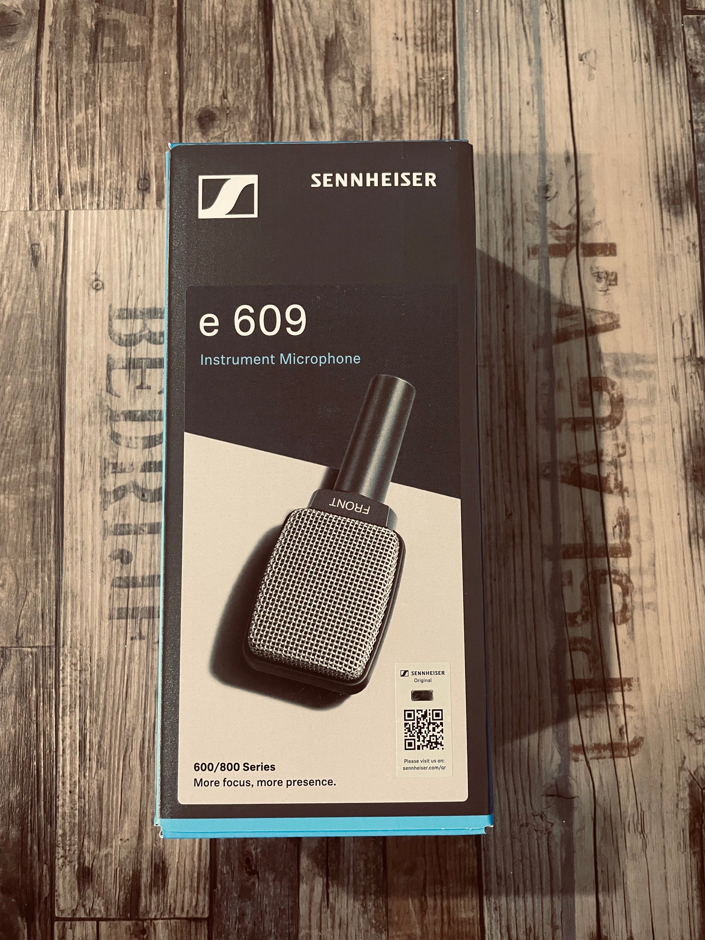 Sennheiser, E609