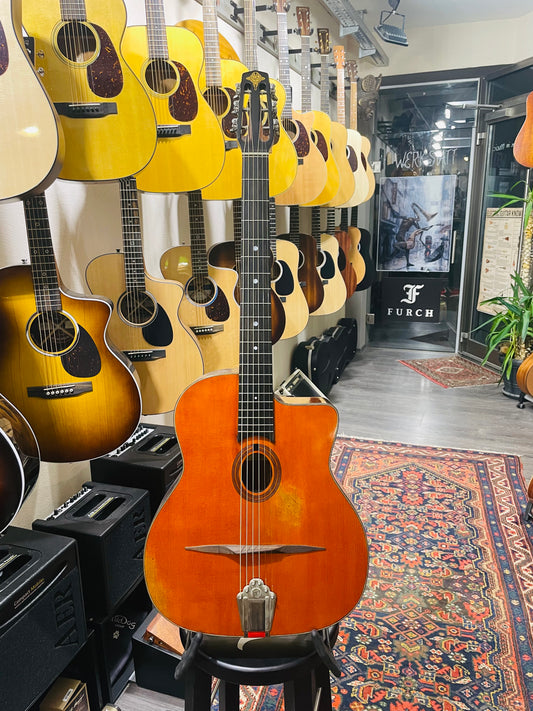 Eastman, DM2 v